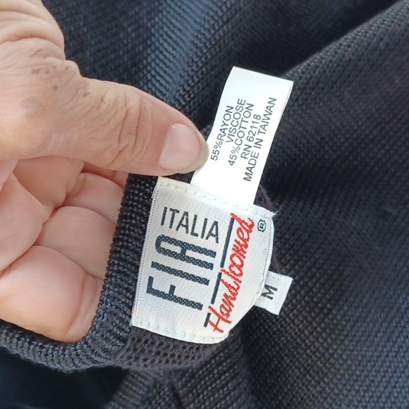 Fia Italia handloomed black short slleve knitted scoop neck sweater, Medium - Picture 5 of 5